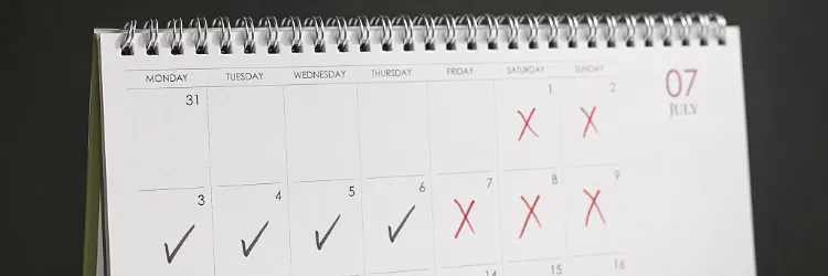 tick on four days of the week on a calendar